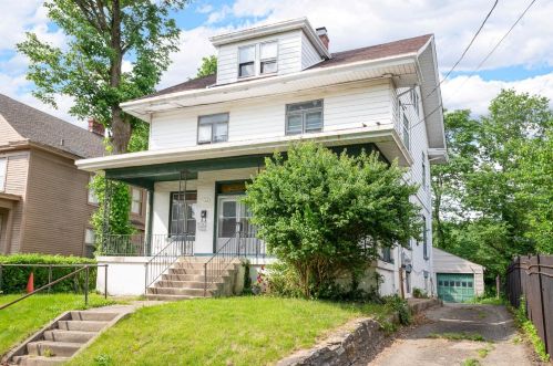 528 Camden Ave, Cincinnati, OH 45229-2004