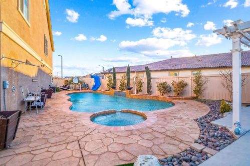 3523 Emerald Ln, Lancaster, CA 93535-6280