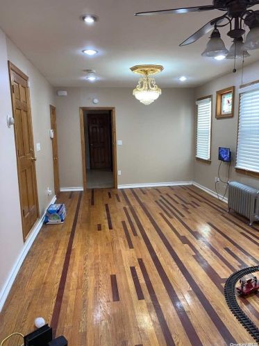 101-68 130th St, Jamaica, NY 11418-2812