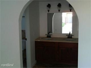 10429 49th Ave, Glendale AZ  85302-1701 exterior