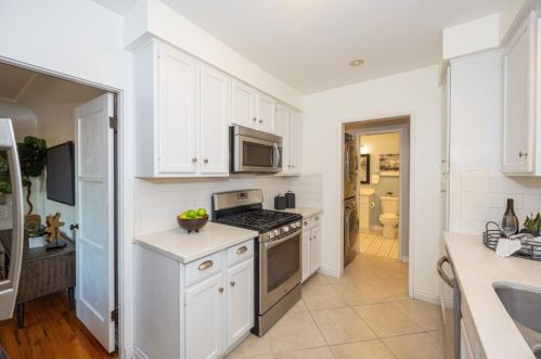 5118 Marlborough Dr, San Diego CA  92116-2029 exterior