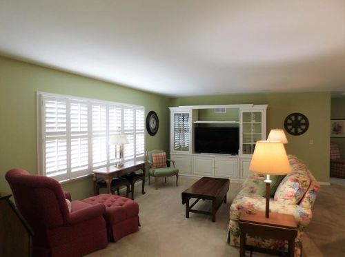 100 Frank Cir, Latrobe, PA 15650-3390