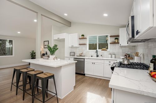 2817 Larkin Pl, San Diego, CA 92123-3021