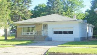 51 14th St, Clintonville, WI 54929-1268
