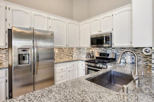 392 Illsley Way, Folsom CA  95630-8427 exterior