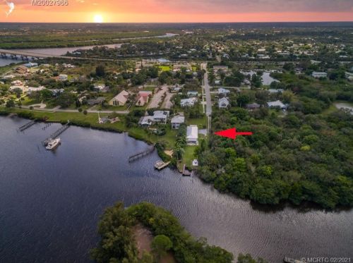 3381 Butler Ave, Palm City, FL 34990-3650