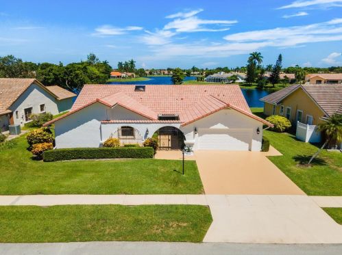 2552 23rd Cranbrook Dr, Boynton Beach, FL 33436-5721