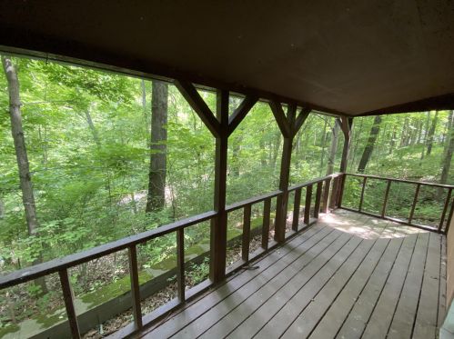 8235 Woodcreek Dr, Florence KY  41042-9119 exterior