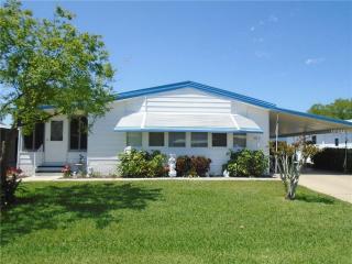 5010 Fox Cliff Dr, Lakeland, FL 33810-3024