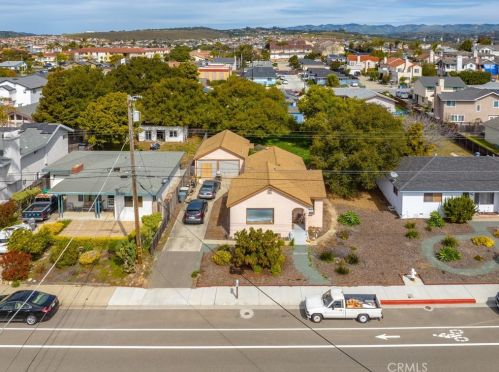 1479 Newport Ave, Pismo Beach, CA 93433-1821