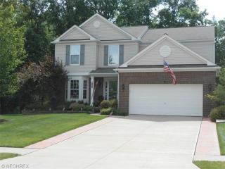 5060 Walden Ln, Brunswick, OH 44212-6430