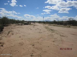 7451 Velo Rd, Tucson, AZ 85757-8180