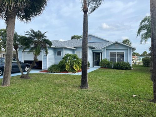 524 European Ln, Fort Pierce, FL 34982-3933