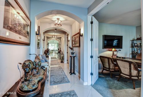 2471 Honeysuckle Pl, Chandler, AZ 85286-2323