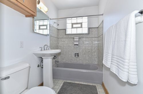 5416 Midland Dr, Milwaukee WI 53220-1420 exterior