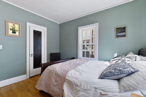 3543 James Ave, Minneapolis MN 55412-1637 exterior