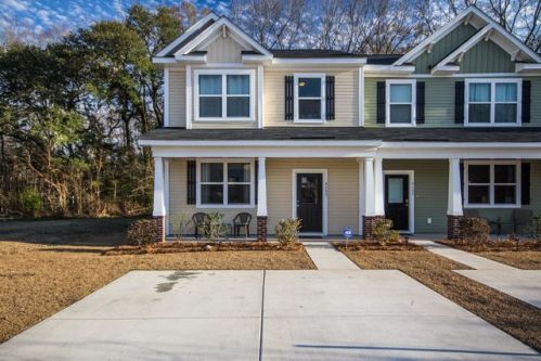 9153 Parlor Dr, Ladson, SC 29456-5530