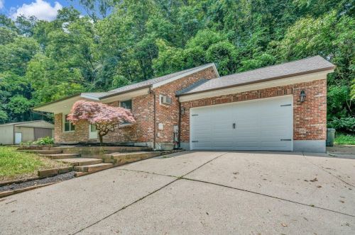 263 4 Mile Rd, Cincinnati, OH 45230-5204