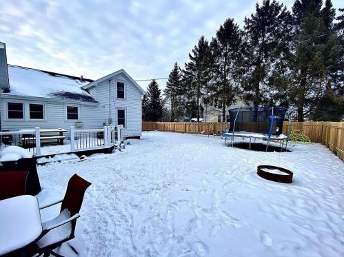 246 Pine St, Crescent, WI 54727-9125