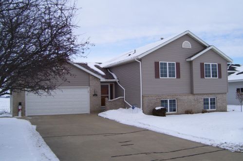 109 Fairview St, Cherry Grove, MN 55975-1013