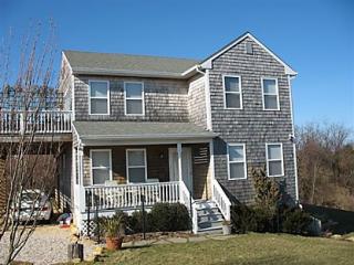 66 Kettle Hole Rd, Hither Plains NY  11954-5084 exterior