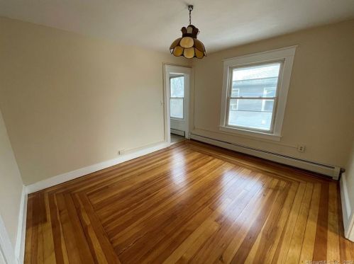 96 Gridley St, Bristol CT  06010-6206 exterior
