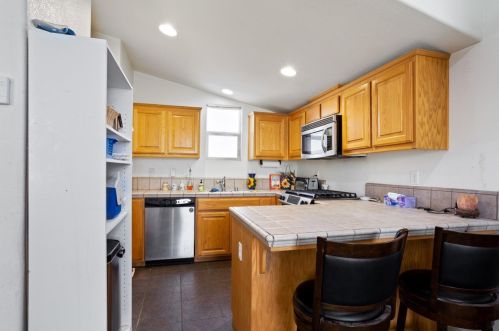 2323 Greger St, Valley Home CA 95361-8299 exterior