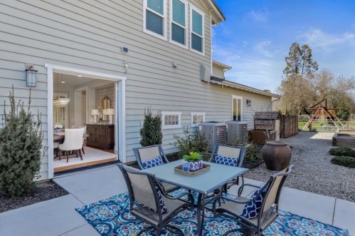 10817 Goldsborough Cir, Valley Home CA 95361-7649 exterior