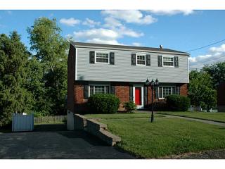 216 Rosebriar Dr, Glenshaw, PA 15116-1334