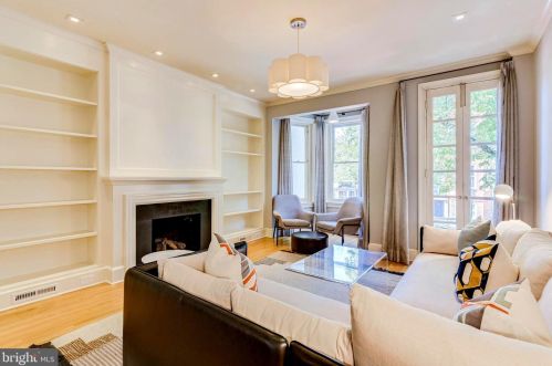 3342 Prospect St, Washington, DC 20007-3227