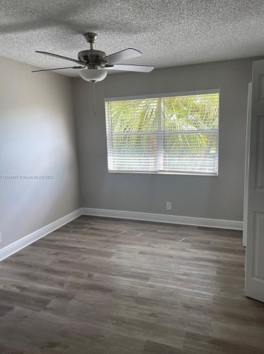 1222 Sussex St, Boynton Beach FL  33436-8605 exterior