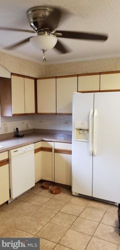 85 Clark St, Harrington DE  19952-1246 exterior