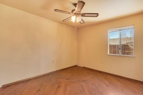 754 Meadowlark Ave, Los Banos CA  93635-3020 exterior