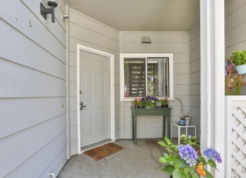1596 Thornleaf Way, San Jose CA  95131-2969 exterior