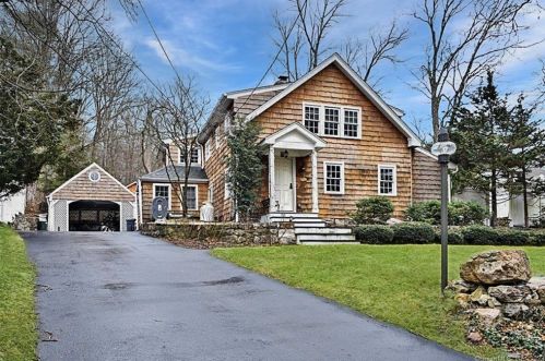 47 Weed St, New Canaan CT  06840-6112 exterior