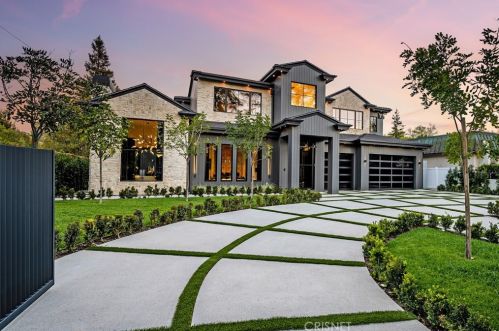 4508 Haskell Ave, Van Nuys CA  91436-3148 exterior