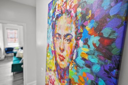 181 Mount Pleasant Ave, Providence RI  02908-3917 exterior