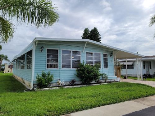 194 Royal Palm Dr, Tarpon Springs, FL 34689-5014