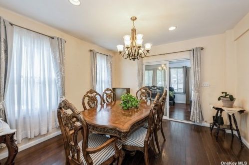 99 Melrose Ave, East Rockaway NY  11518-1005 exterior