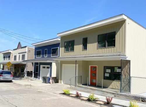 3721 Melwood Ave, Pittsburgh, PA 15213-1042