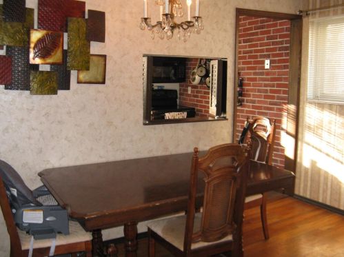 9224 Comstock Dr, Cincinnati OH 45231-2806 exterior