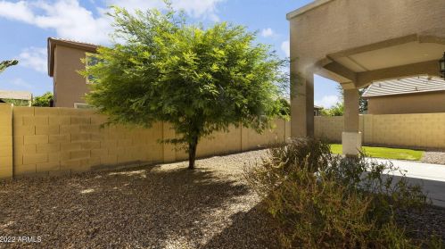 4031 Torrey Pne Ln, Chandler AZ  85249-3871 exterior