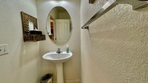 345 Scrub Oak Dr, Lathrop CA  95330-8689 exterior