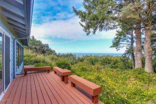 12280 Benton St, Newport, OR 97365-9536