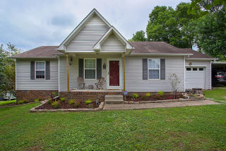 119 Bullock St, Columbia, TN 38401-8303