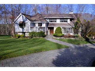 80 White Birch Cir, Scituate RI  02831-1106 exterior