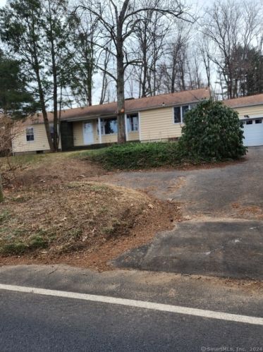96 Clapboard Ridge Rd, Danbury, CT 06811-3643
