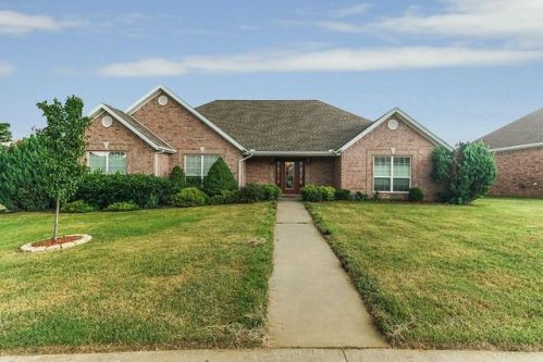 552 Brices Cross Dr, Fayetteville, AR 72704-7024