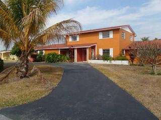 11105 174th Ter, Miami, FL 33157-4024