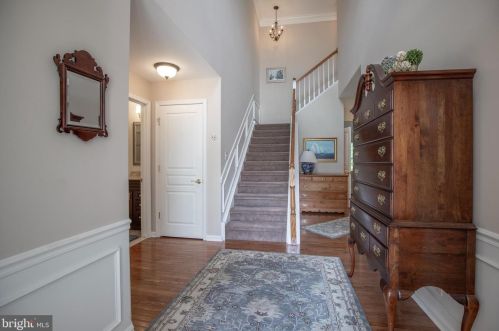 17 Mcconkey Dr, Washington Crossing, PA 18977-1348